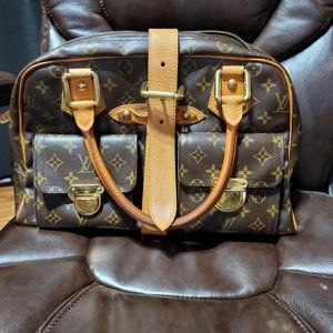 Louis Vuitton double pocket hand bag